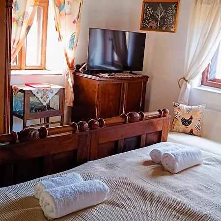 Tatil Evi Vandor Kakas Vendeghaz Dezsafuerdovel *